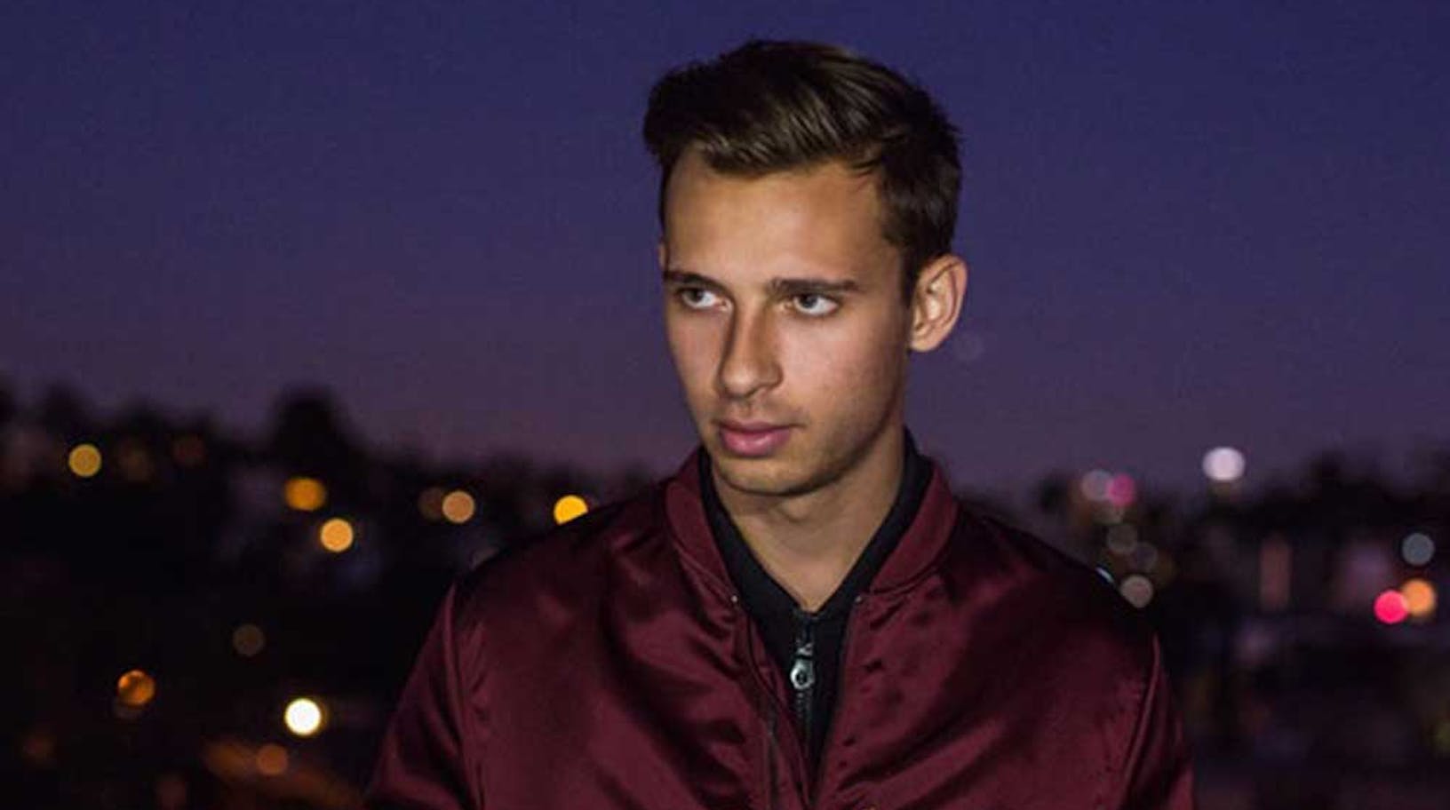 Flume hits #1 with 'Never Be Like You