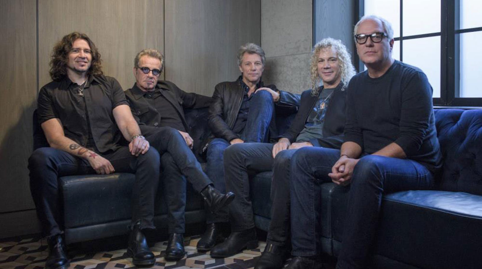 Bon Jovi snare tenth #1