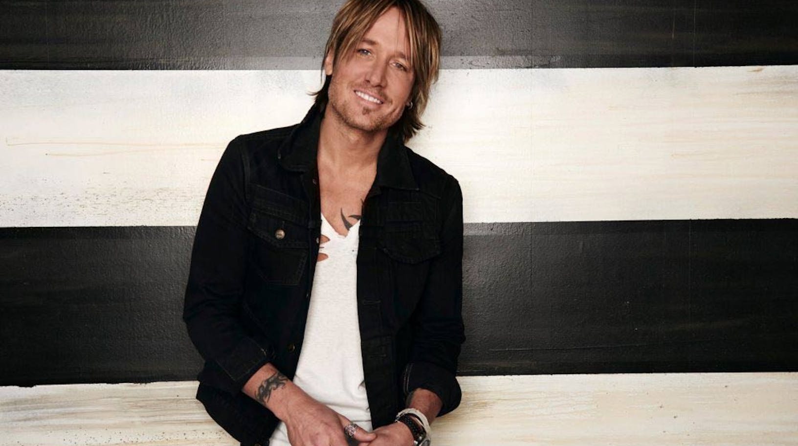Ripcord gives Keith Urban second week at #1