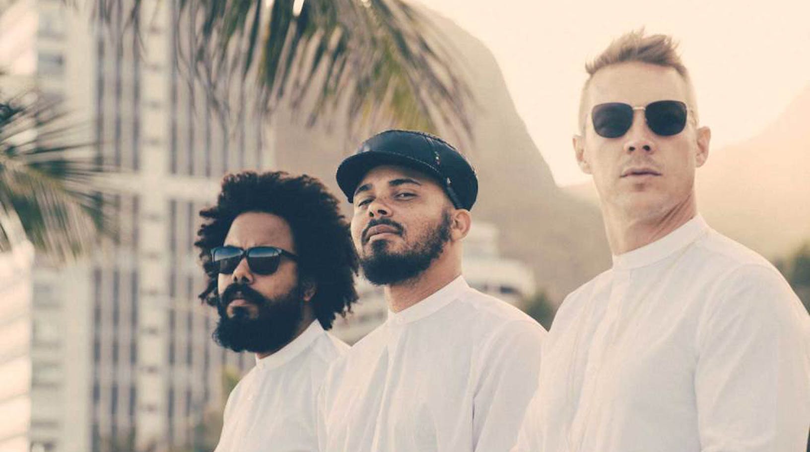 Major Lazer spend second week at #1